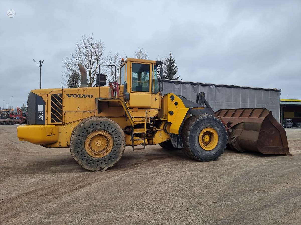 Volvo L 220E, frontal loader