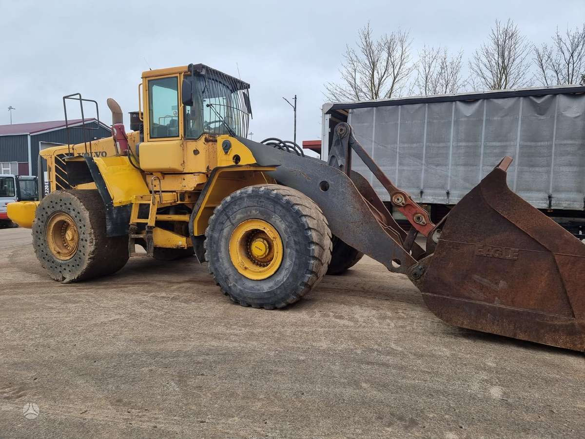 Volvo L 220E, frontal loader