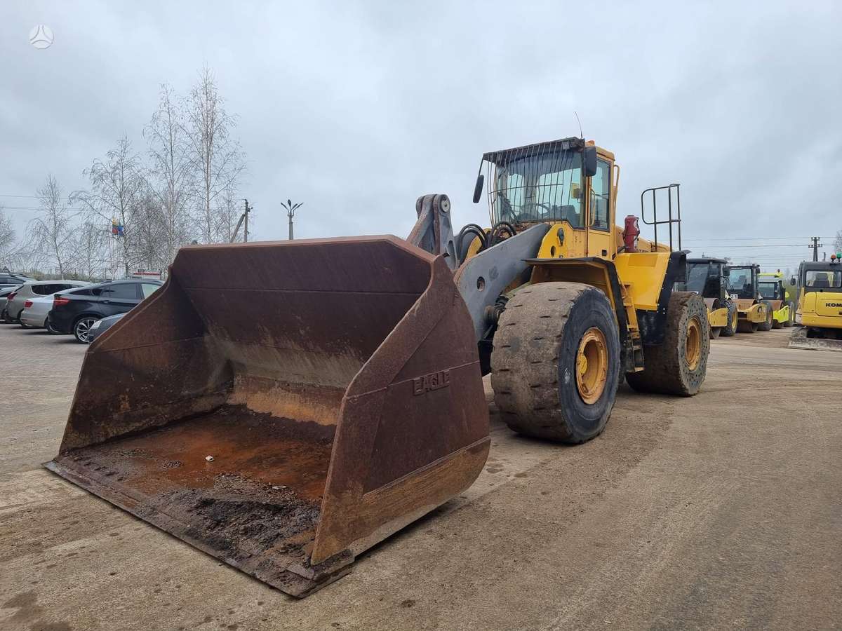Volvo L 220E, фронтальные погрузчики