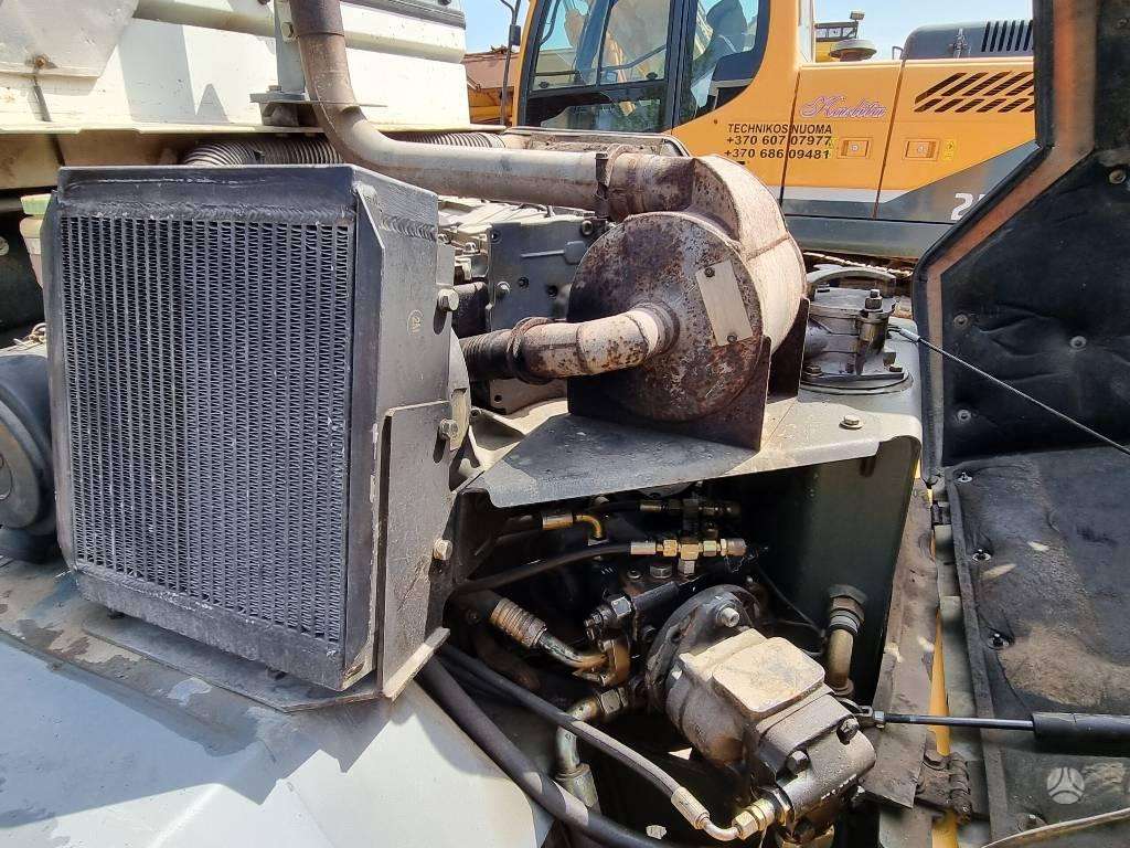 Liebherr L 508, frontaliniai krautuvai