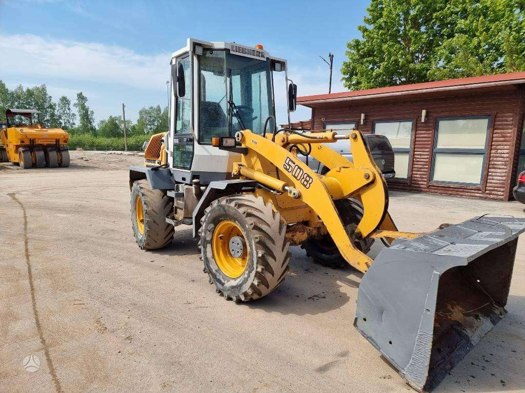 Liebherr L 508, frontaliniai krautuvai