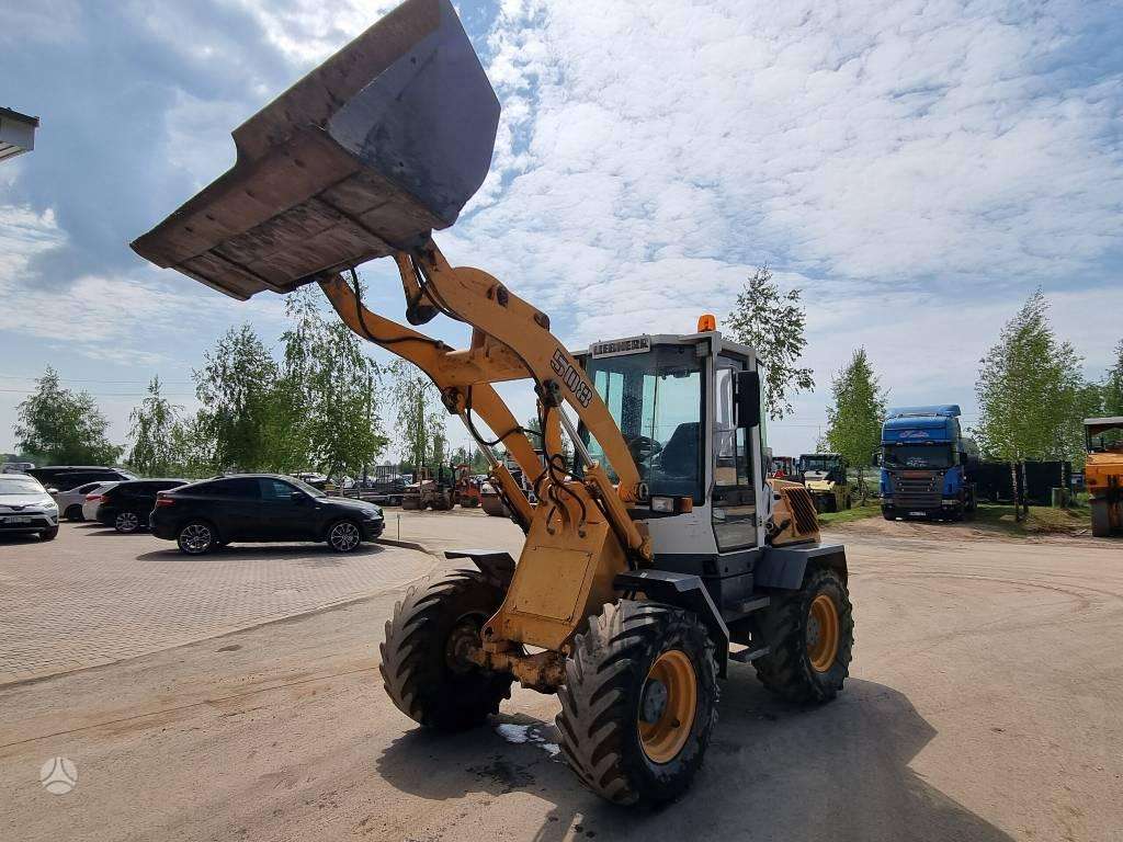 Liebherr L 508, frontaliniai krautuvai