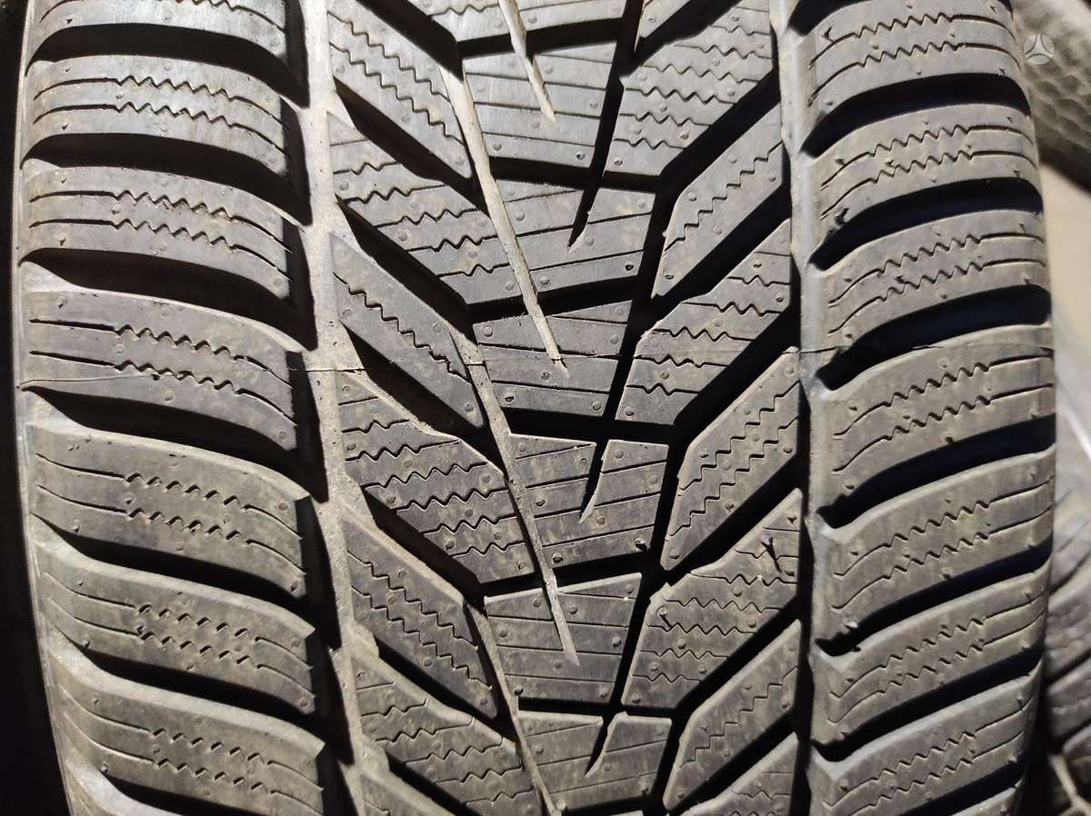 Pirelli, žieminės 255/55 R18