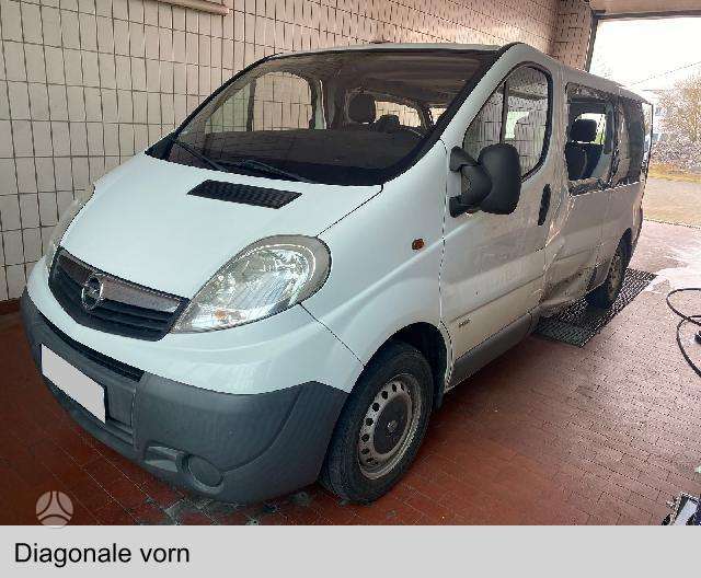Renault Trafic 9 vietu