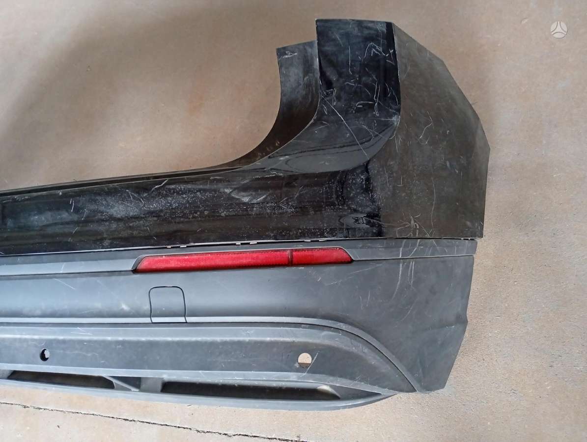 Volkswagen Tiguan bumpers, lights
