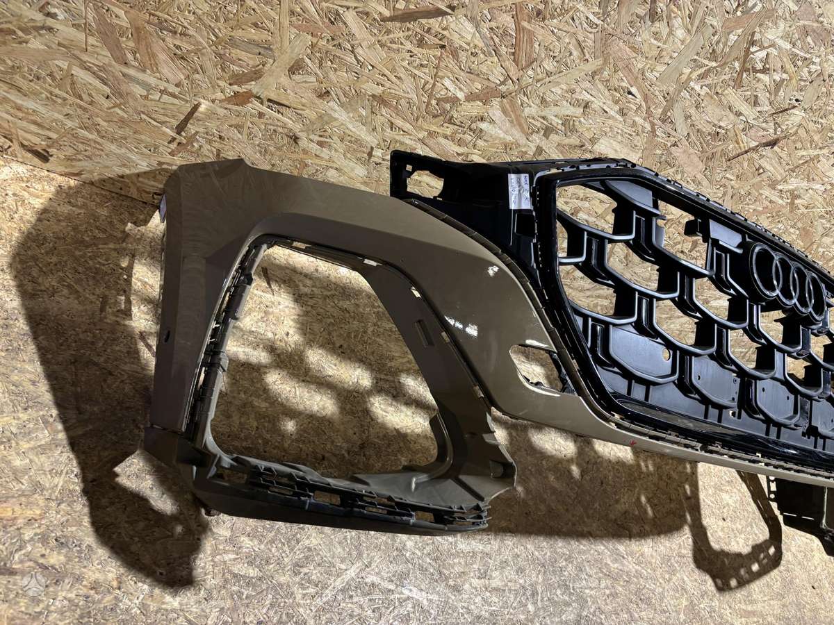 Audi SQ8, 4M8807437, Cen25486