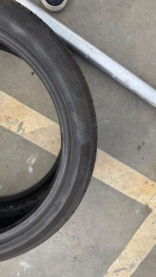 Kinforest, vasaras 255/40 R20