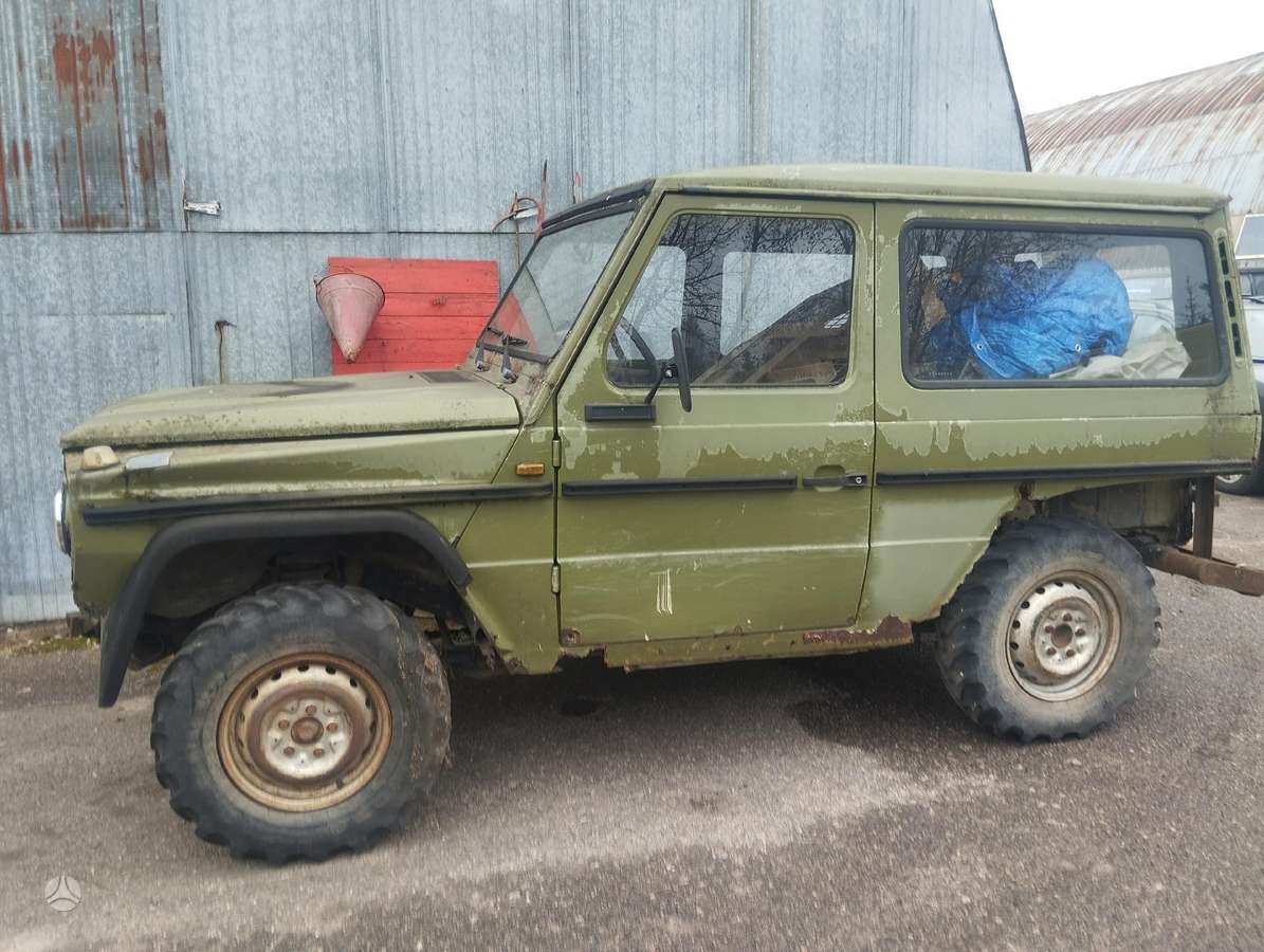 Mercedes-Benz G300