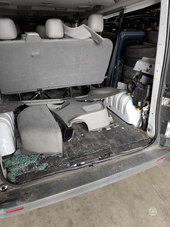 Opel Vivaro 9 vietu