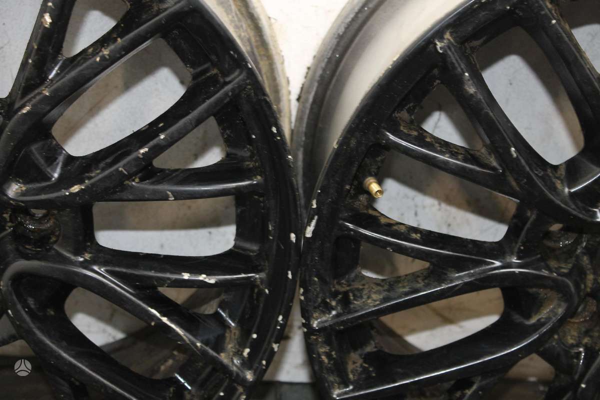 Subaru WRX, lengvojo lydinio, R18