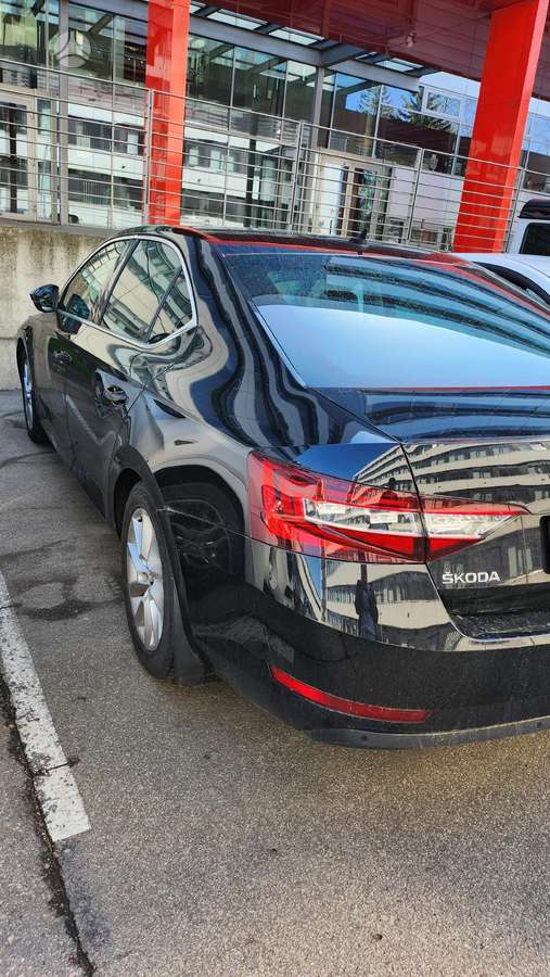 Skoda Superb, 2.0 l., hatchback