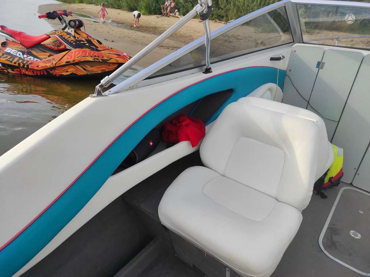 Bayliner Capri 2052, yachts / cruisers