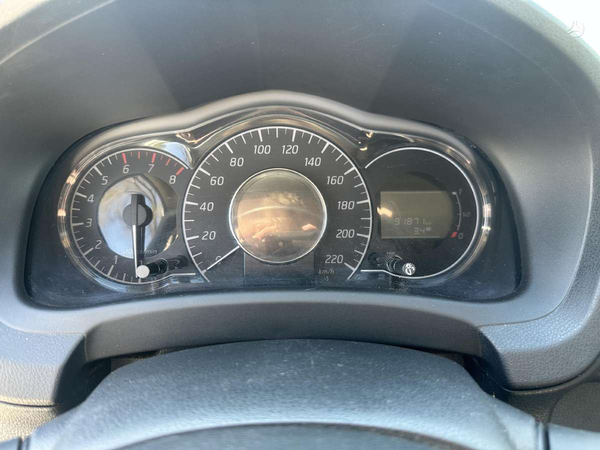Nissan Note, 1.2 l., hatchback