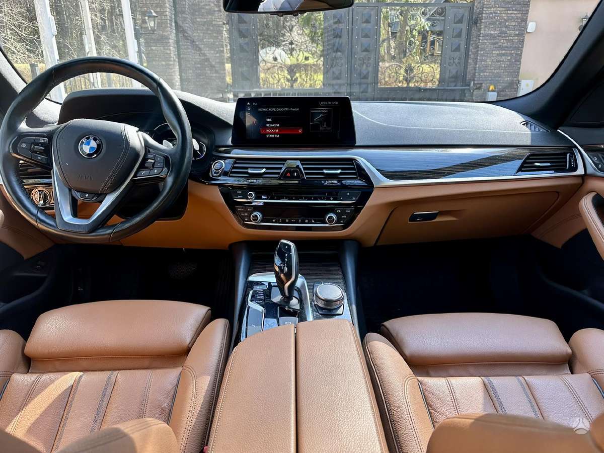 BMW 530, 2.0 l., Седан