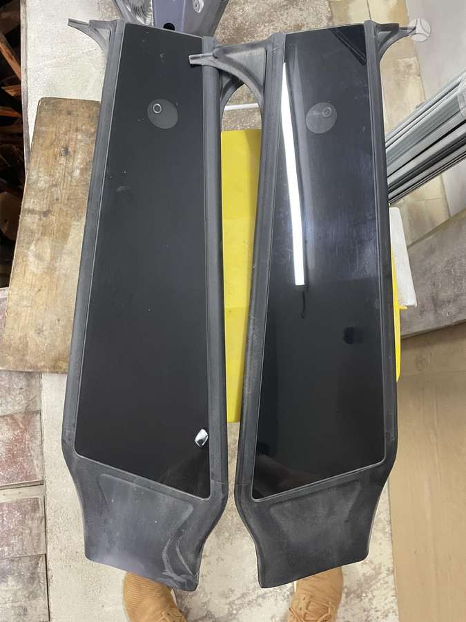 Tesla Model Y kėbulo dalys