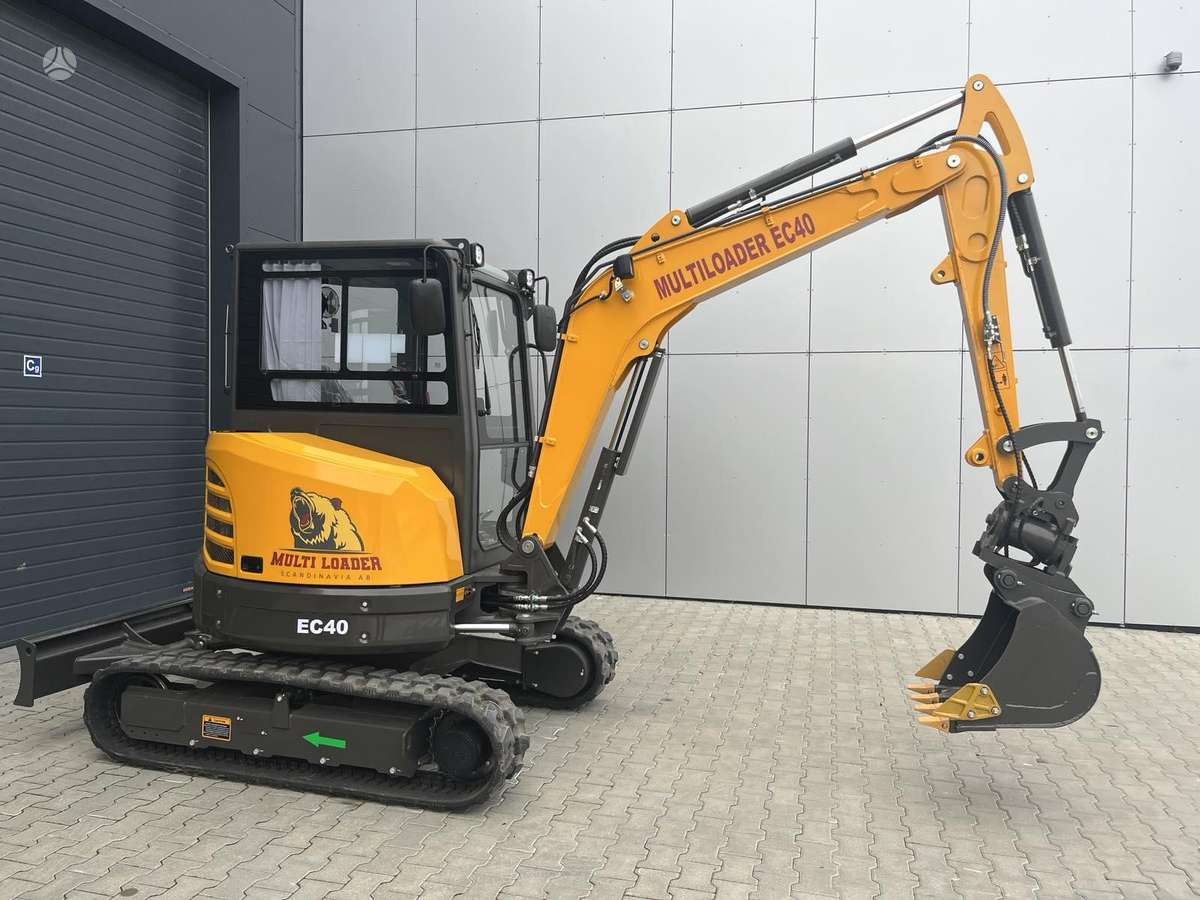 MULTILOADER EC40, мини-экскаваторы