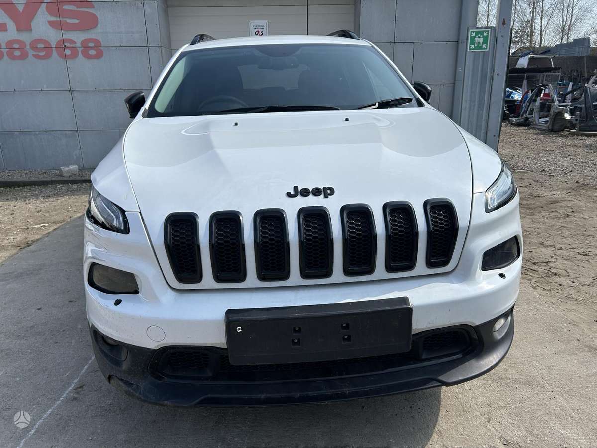 Jeep Cherokee Turim ir 2 2 dyzely