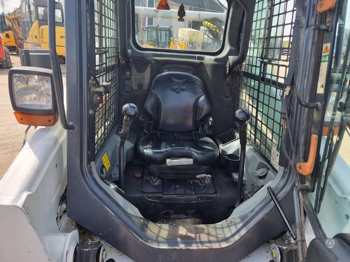 Bobcat S 530, mini loaders