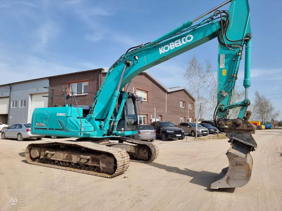 Kobelco SK 210-9, excavator