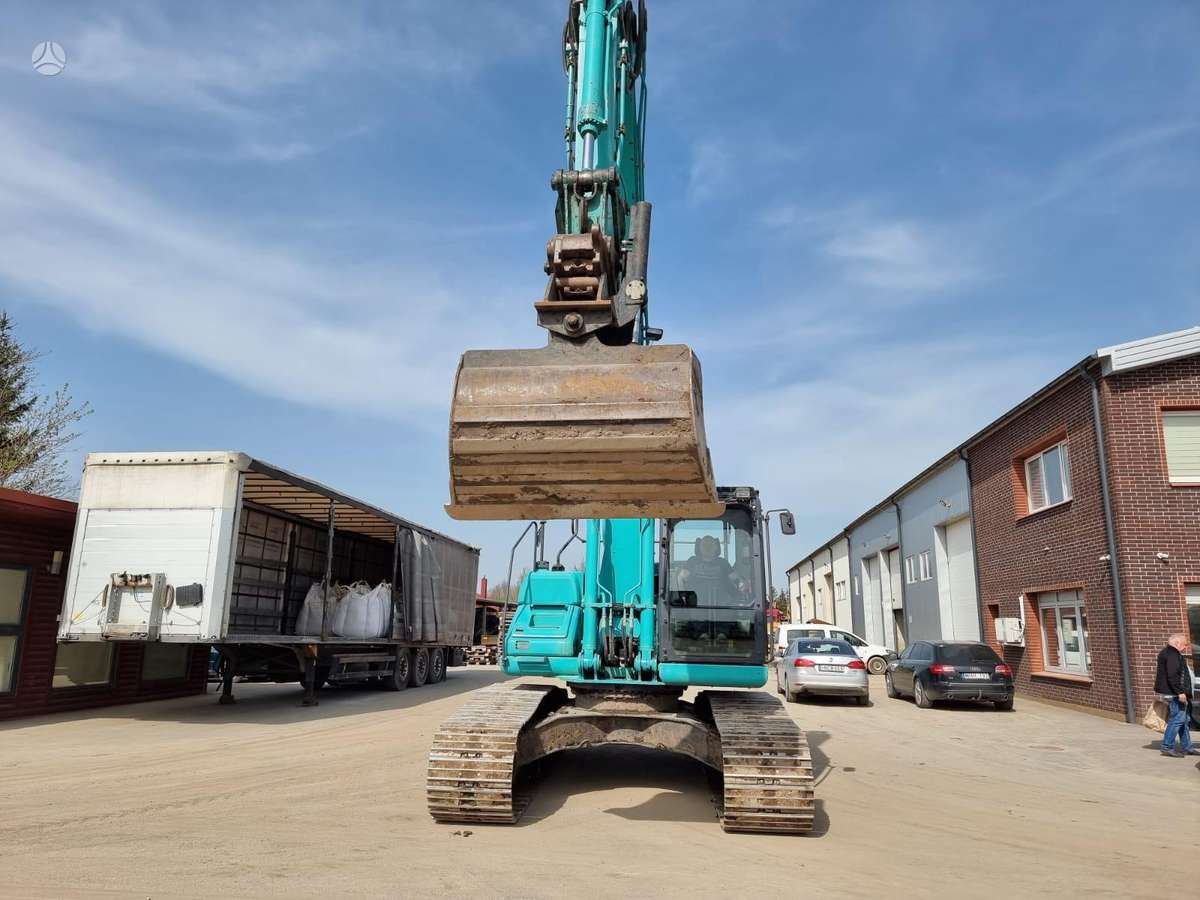 Kobelco SK 210-9, ekskavatori