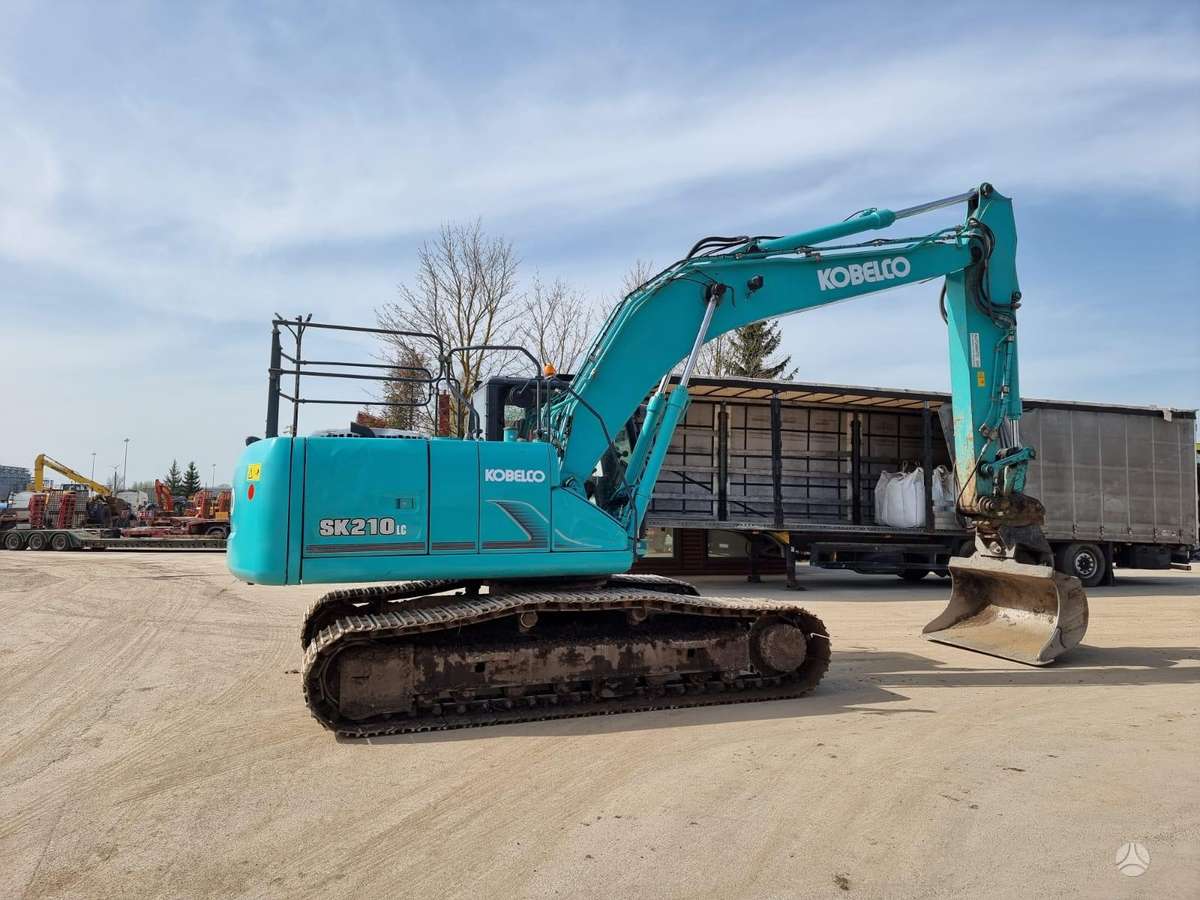 Kobelco SK 210-9, ekskavatori