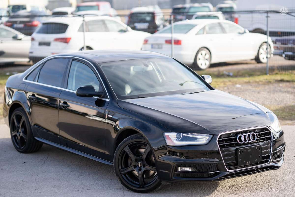 Audi A4, 2.0 l., Седан