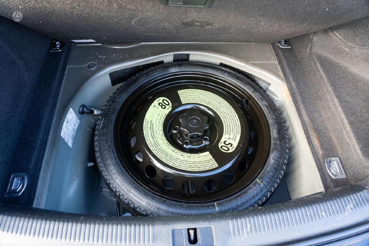 Audi A4, 2.0 l., Седан