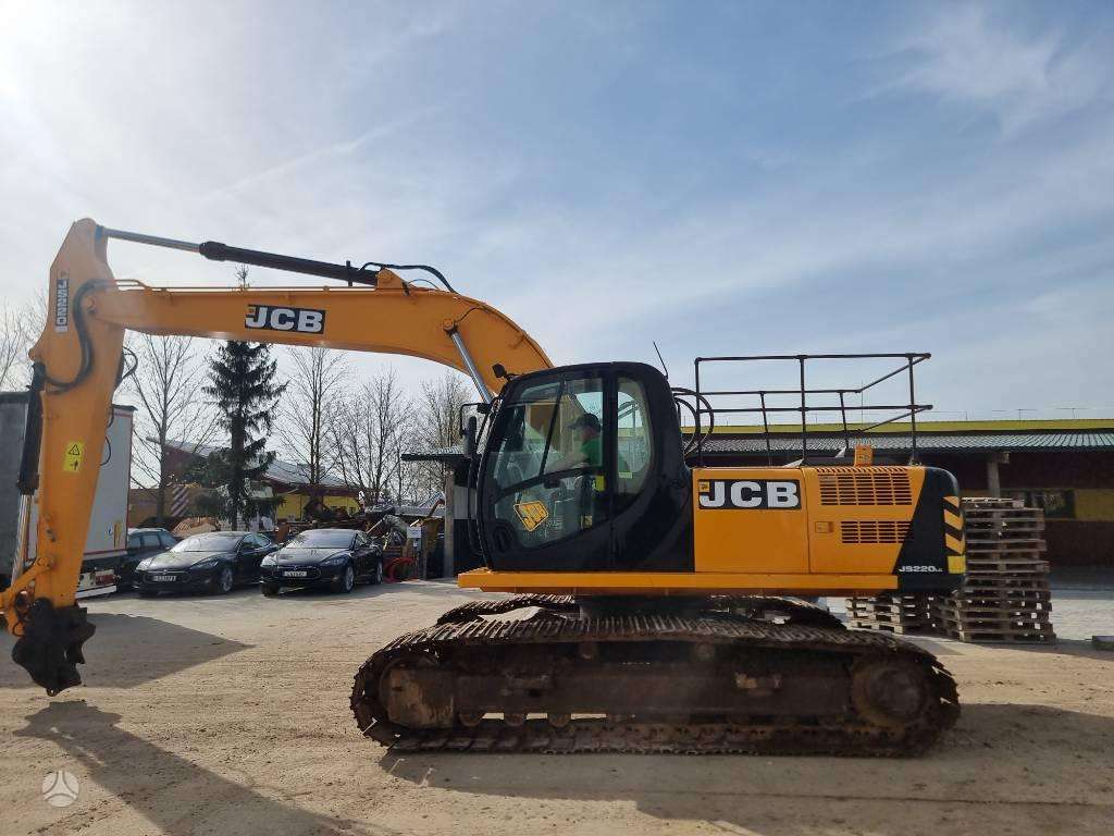 JCB JS220 LC, excavator