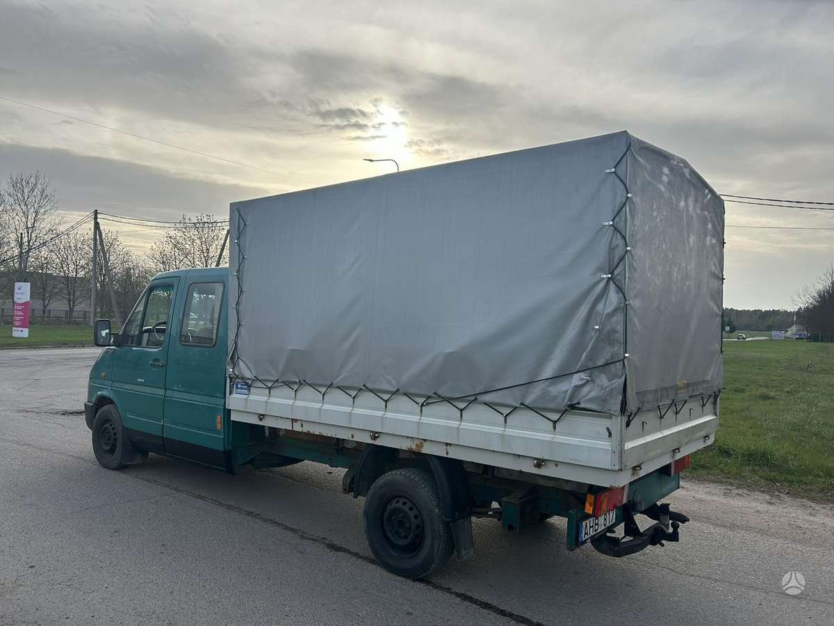 Volkswagen Transporter, cargo van
