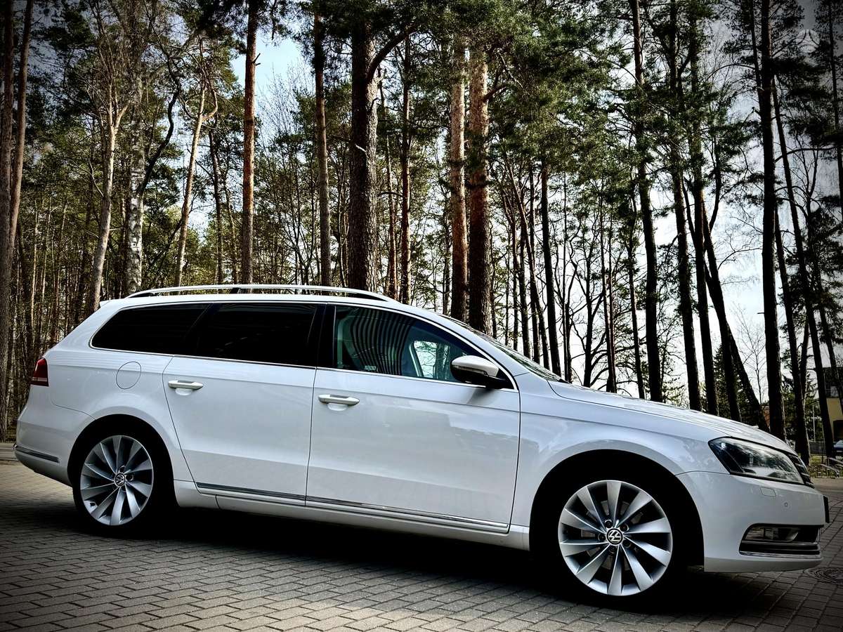 Volkswagen Passat - 10
