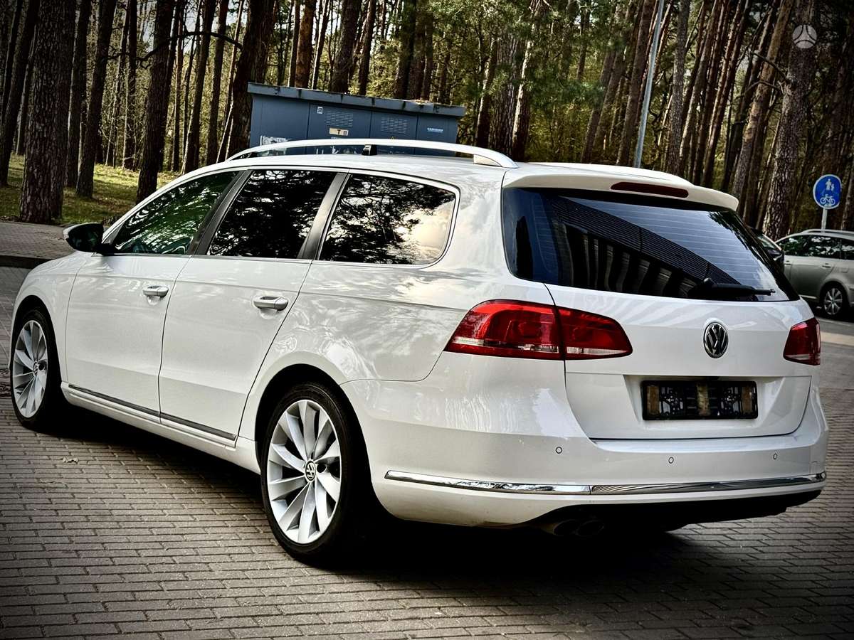 Volkswagen Passat - 11