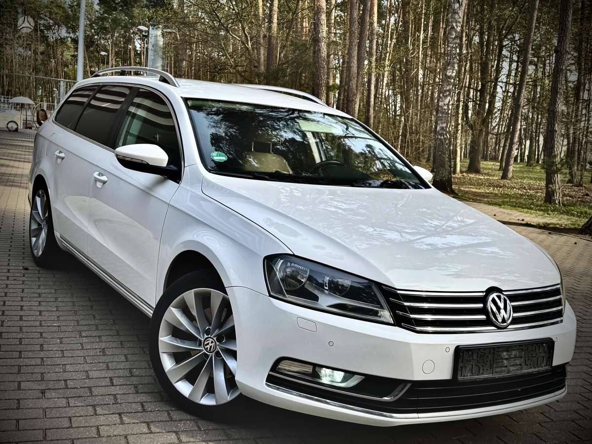 Volkswagen Passat - 12