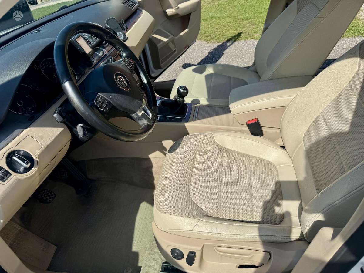 Volkswagen Passat, 2.0 l., Универсал