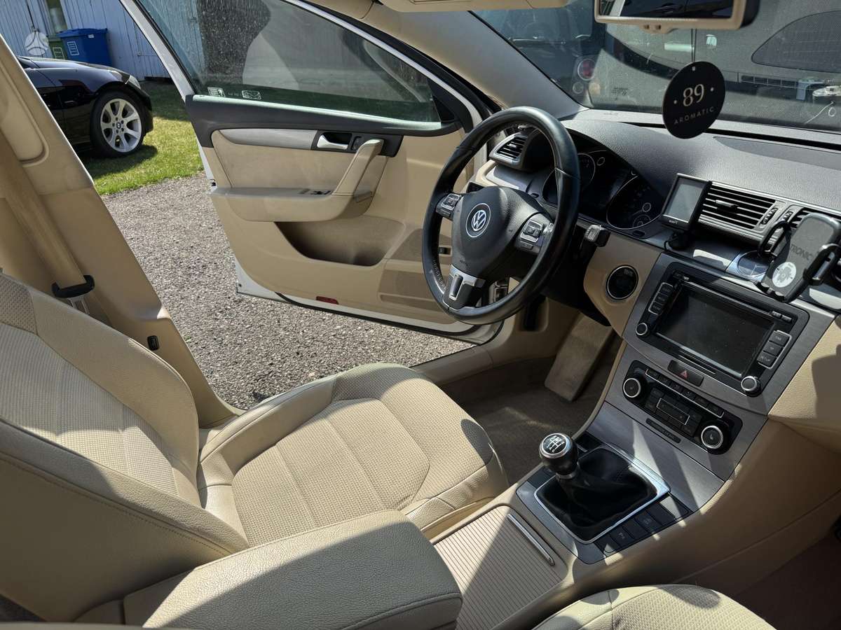 Volkswagen Passat, 2.0 l., Универсал