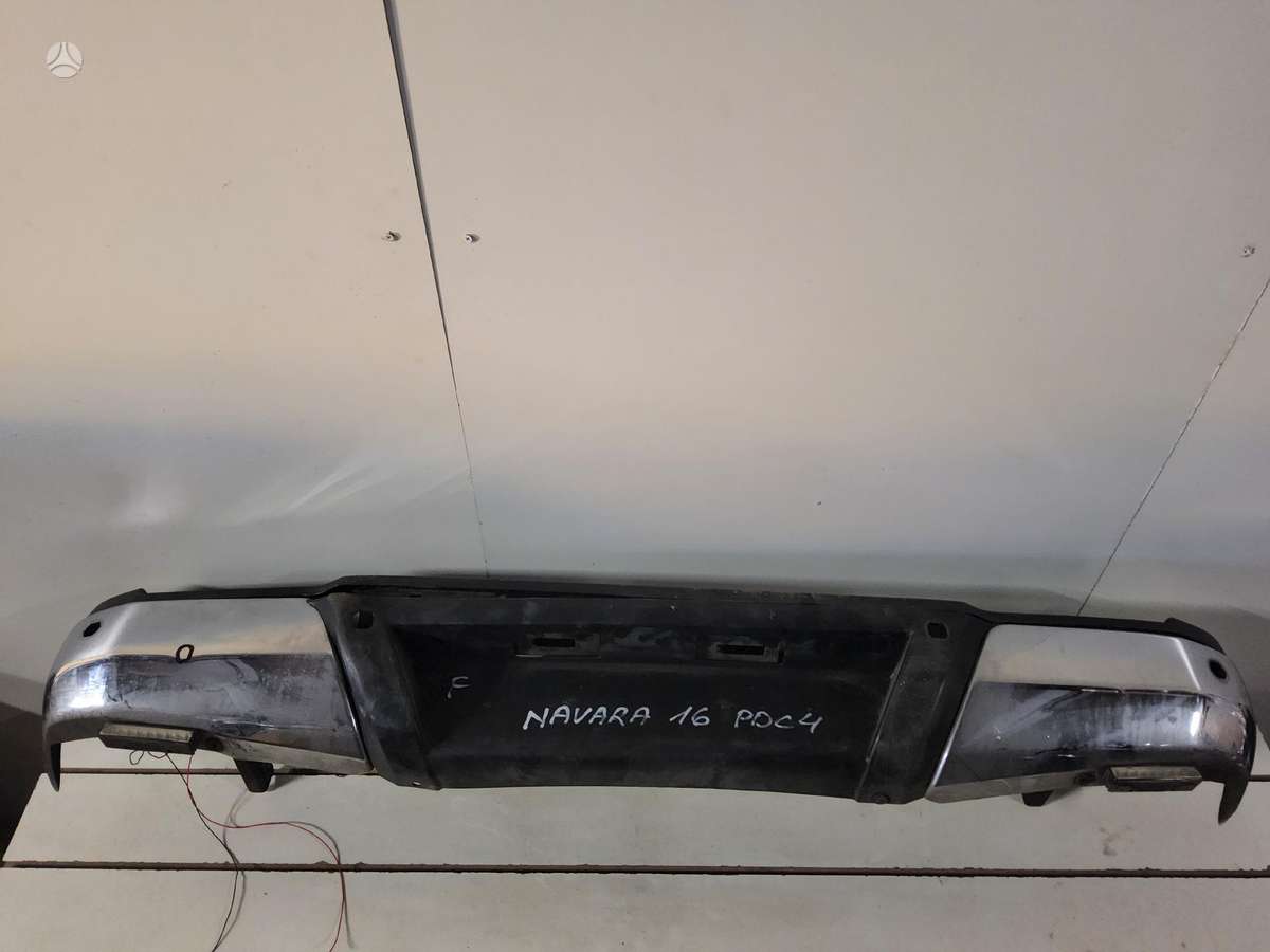 Nissan Navara dalimis