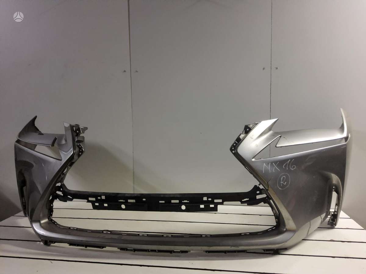 Lexus NX 300h rezerves daļās