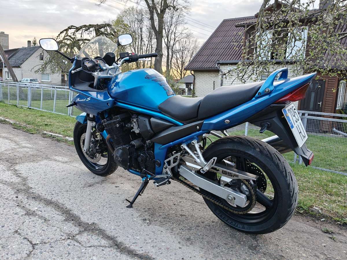 Suzuki GSF (Bandit) 650cc, street / classic