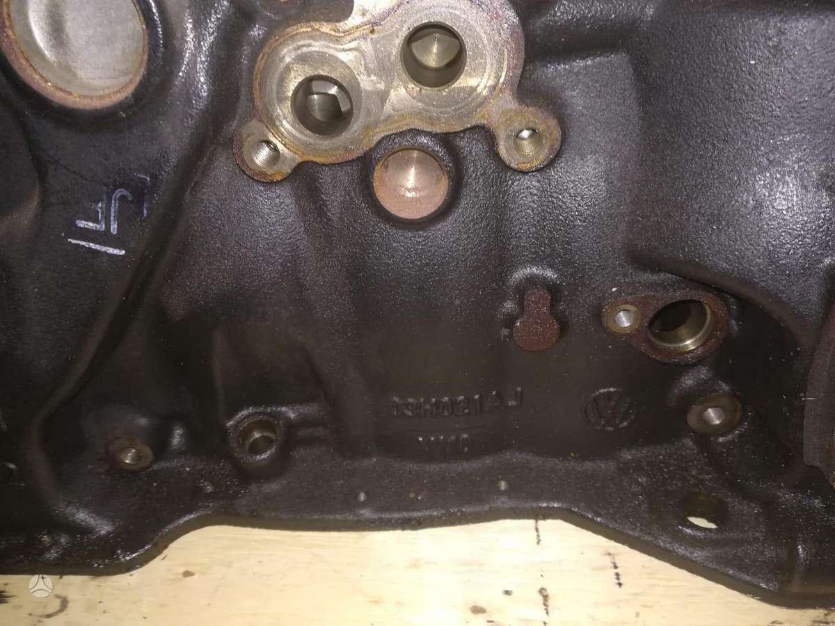 Volkswagen Touareg, CGR CGRA, engine parts