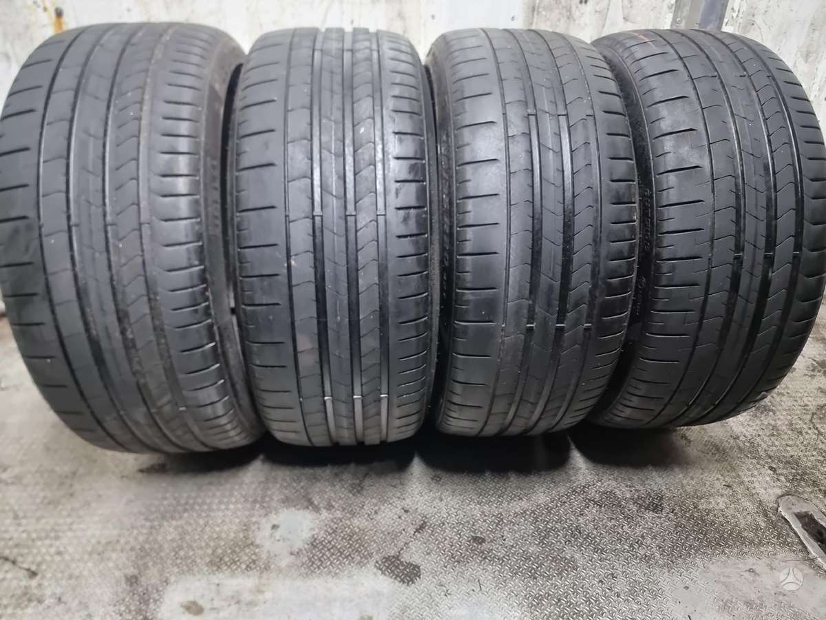 Pirelli, vasaras 235/35 R20