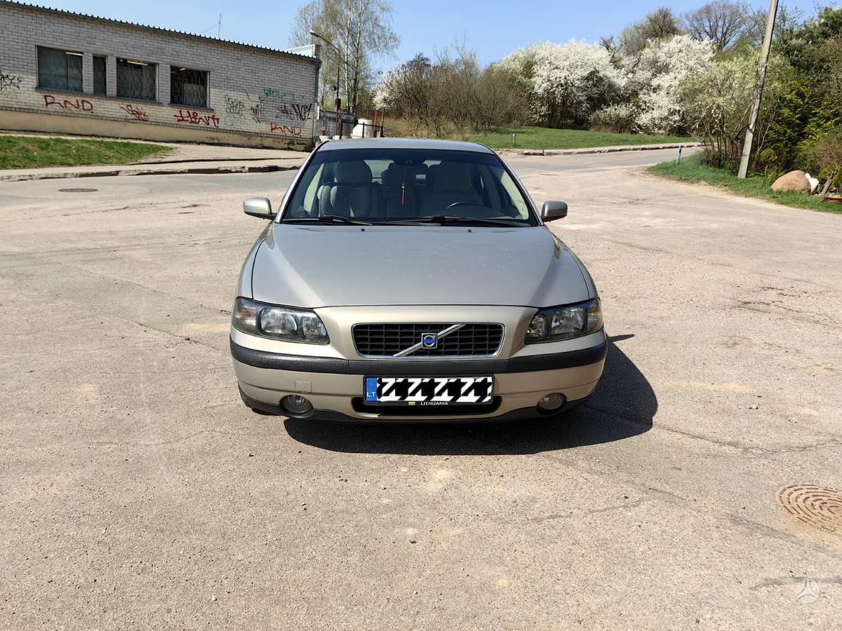Volvo S60, 2.4 l., Седан