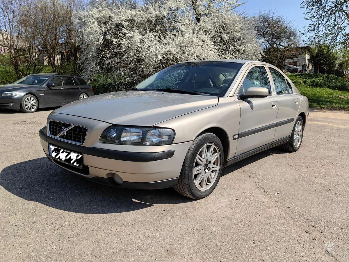 Volvo S60, 2.4 l., Седан