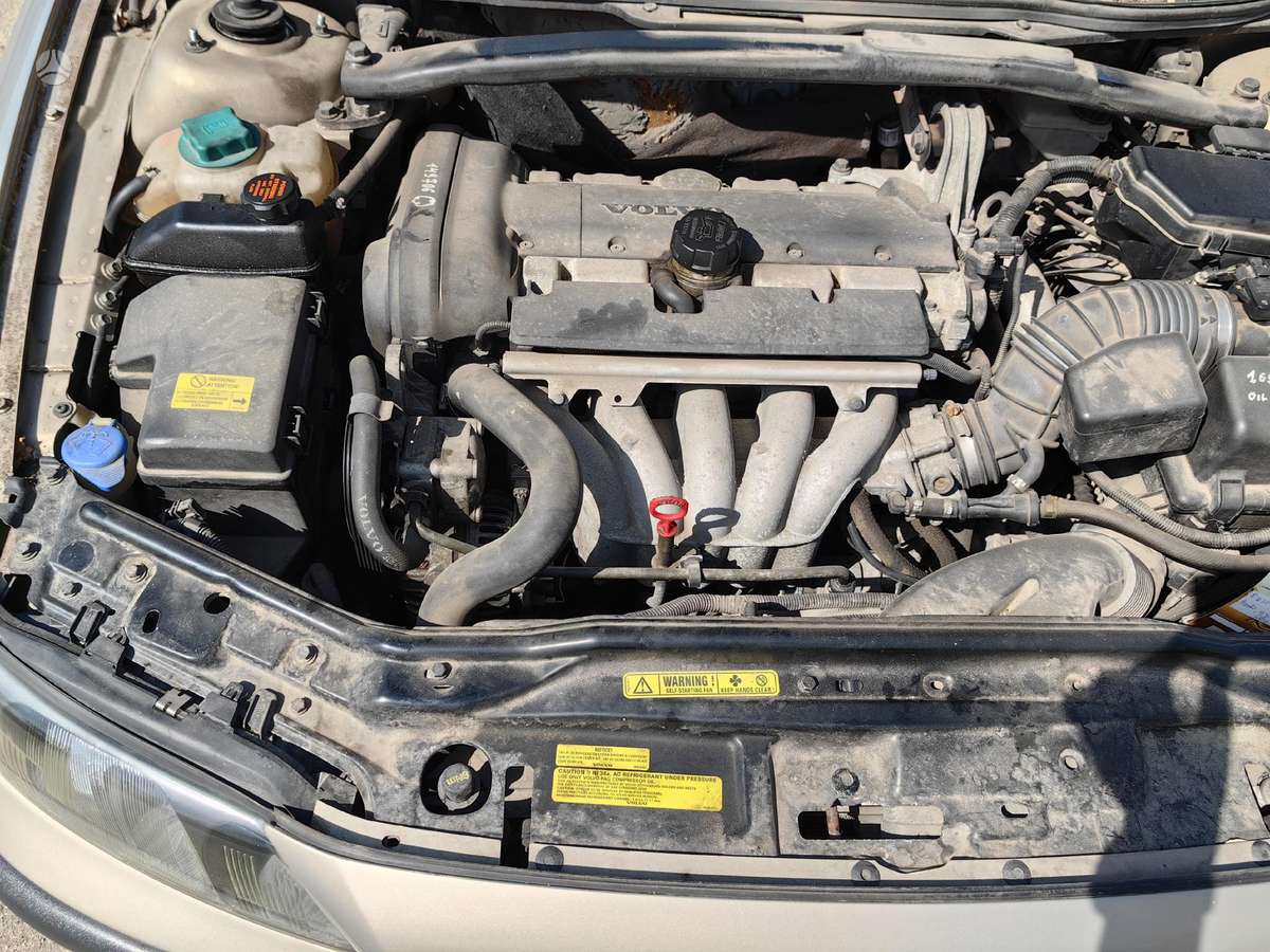 Volvo S60, 2.4 l., Седан