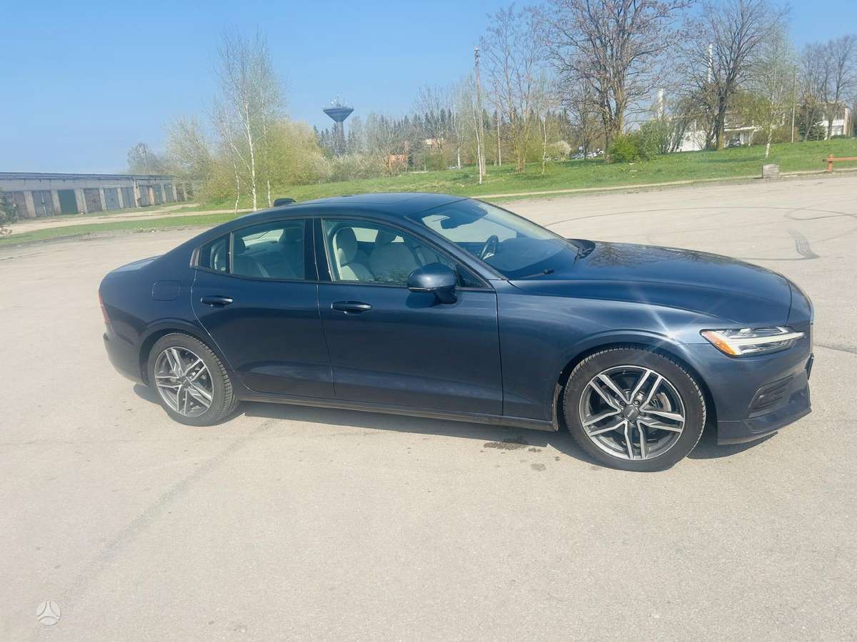 Volvo S60 - 4