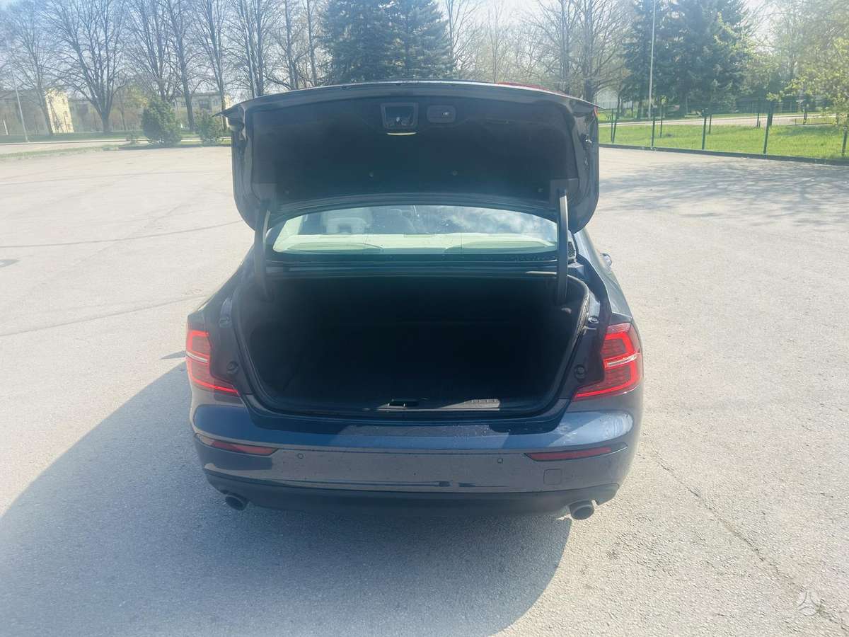 Volvo S60 - 3