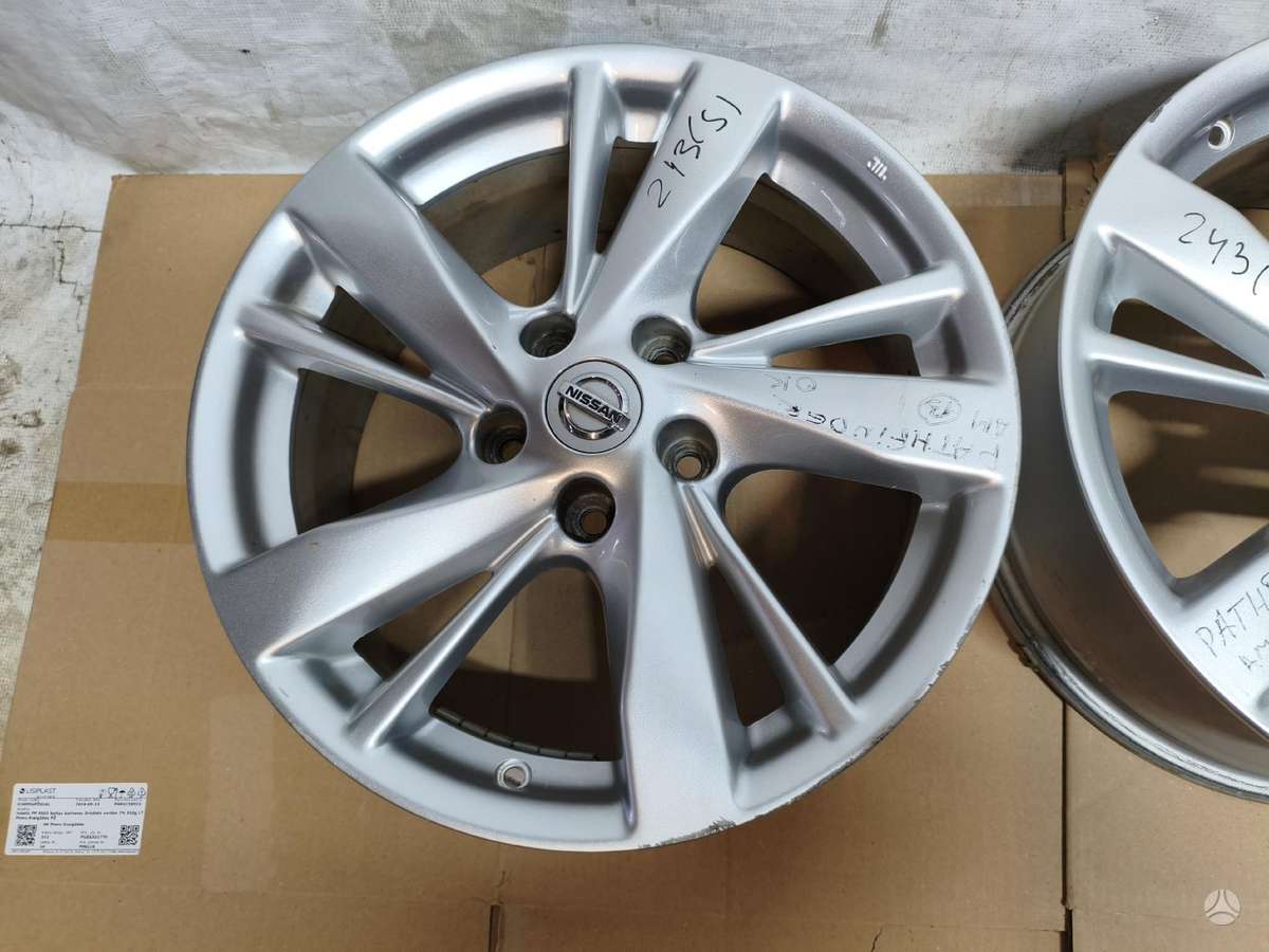 Nissan PATHFINDER, lengvojo lydinio, R17