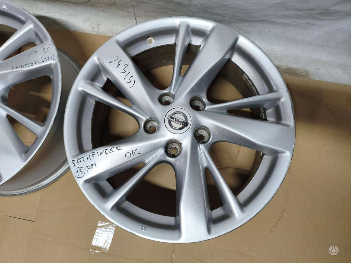 Nissan PATHFINDER, lengvojo lydinio, R17