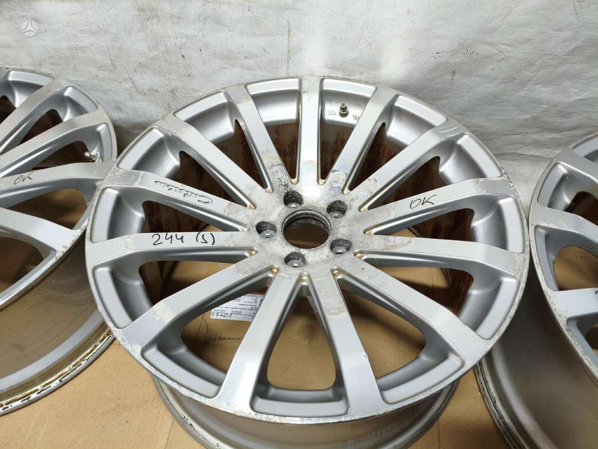 Audi A8 D3, light alloy, R20