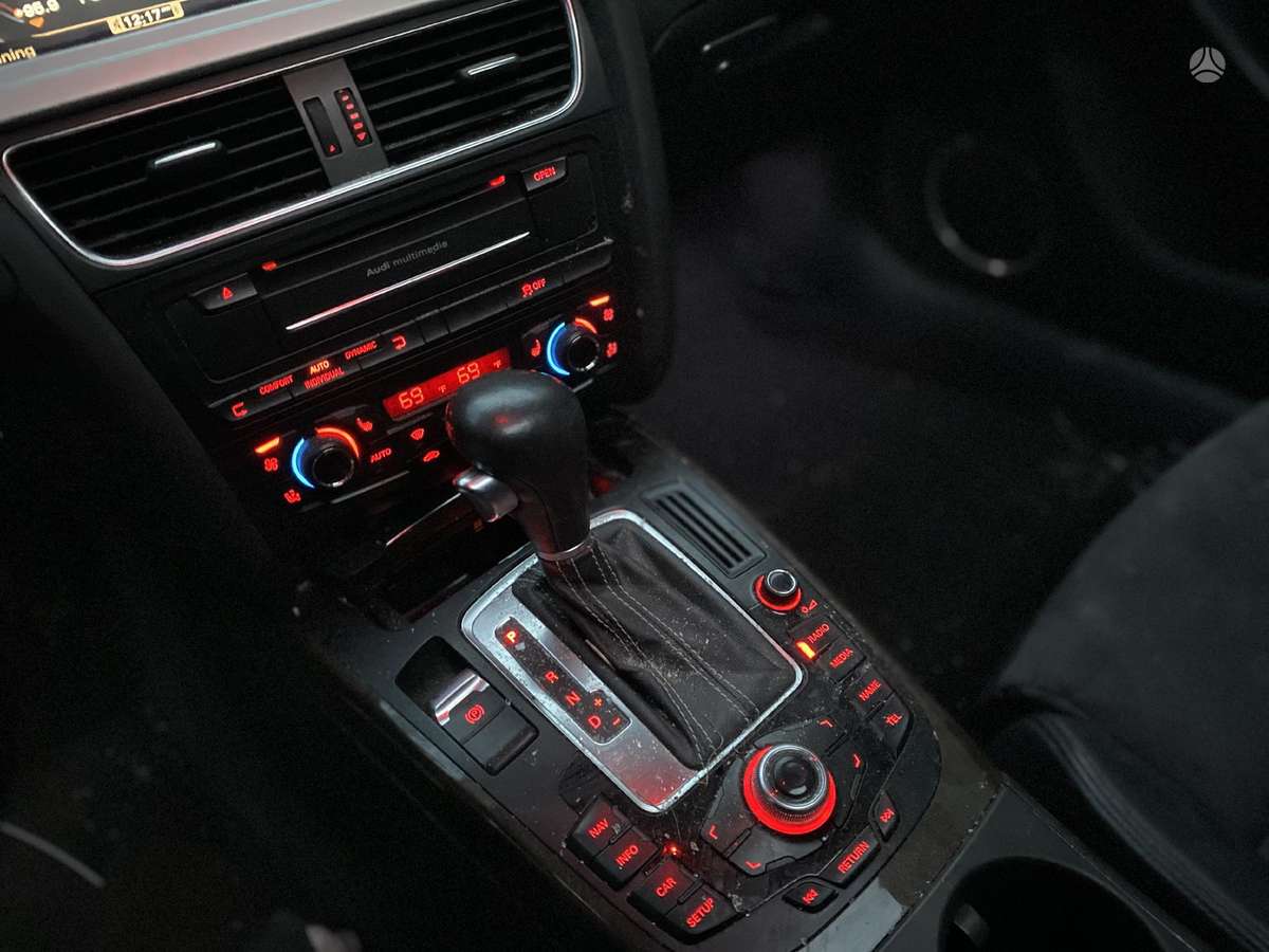 Audi A4 kėbulo dalys
