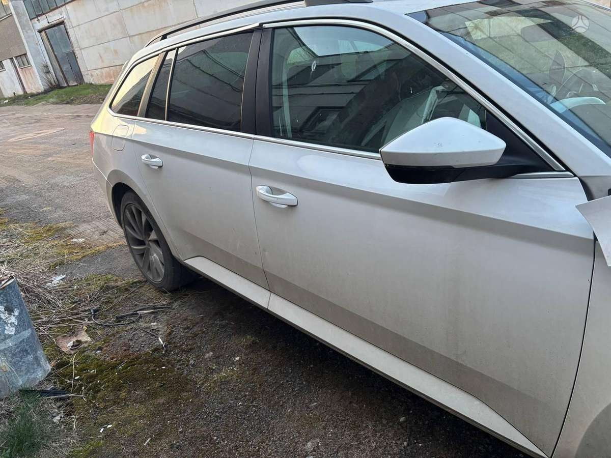 Skoda Superb for parts
