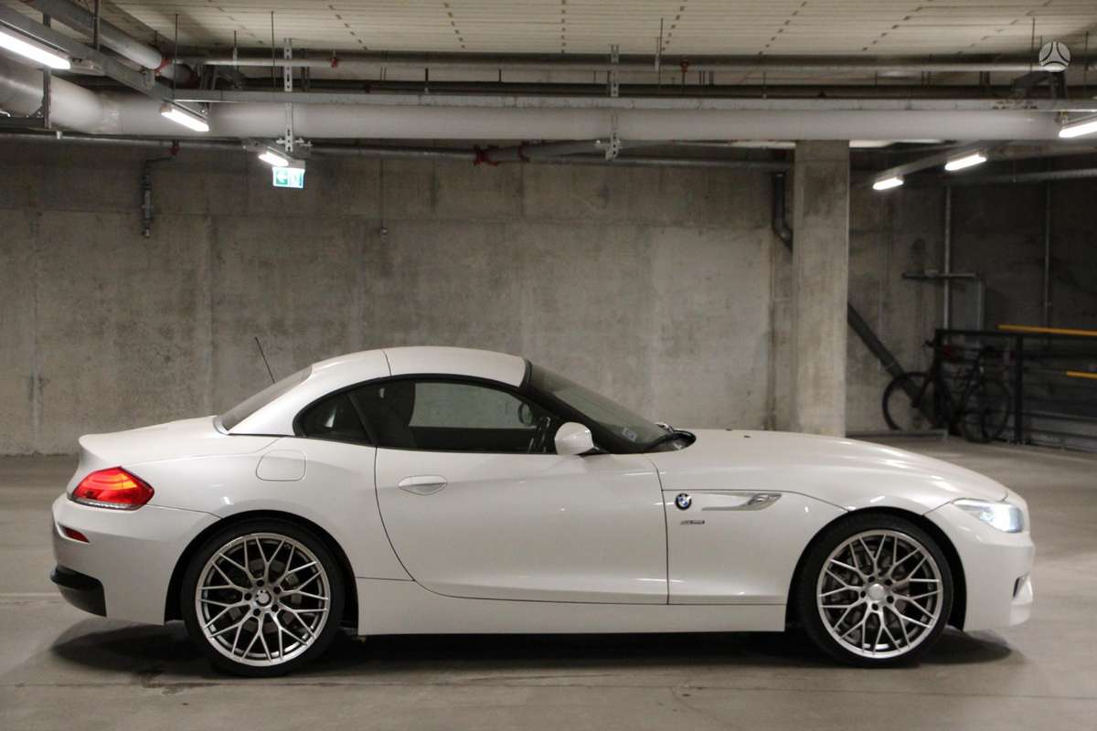 BMW Z4, 2.0 l., convertible